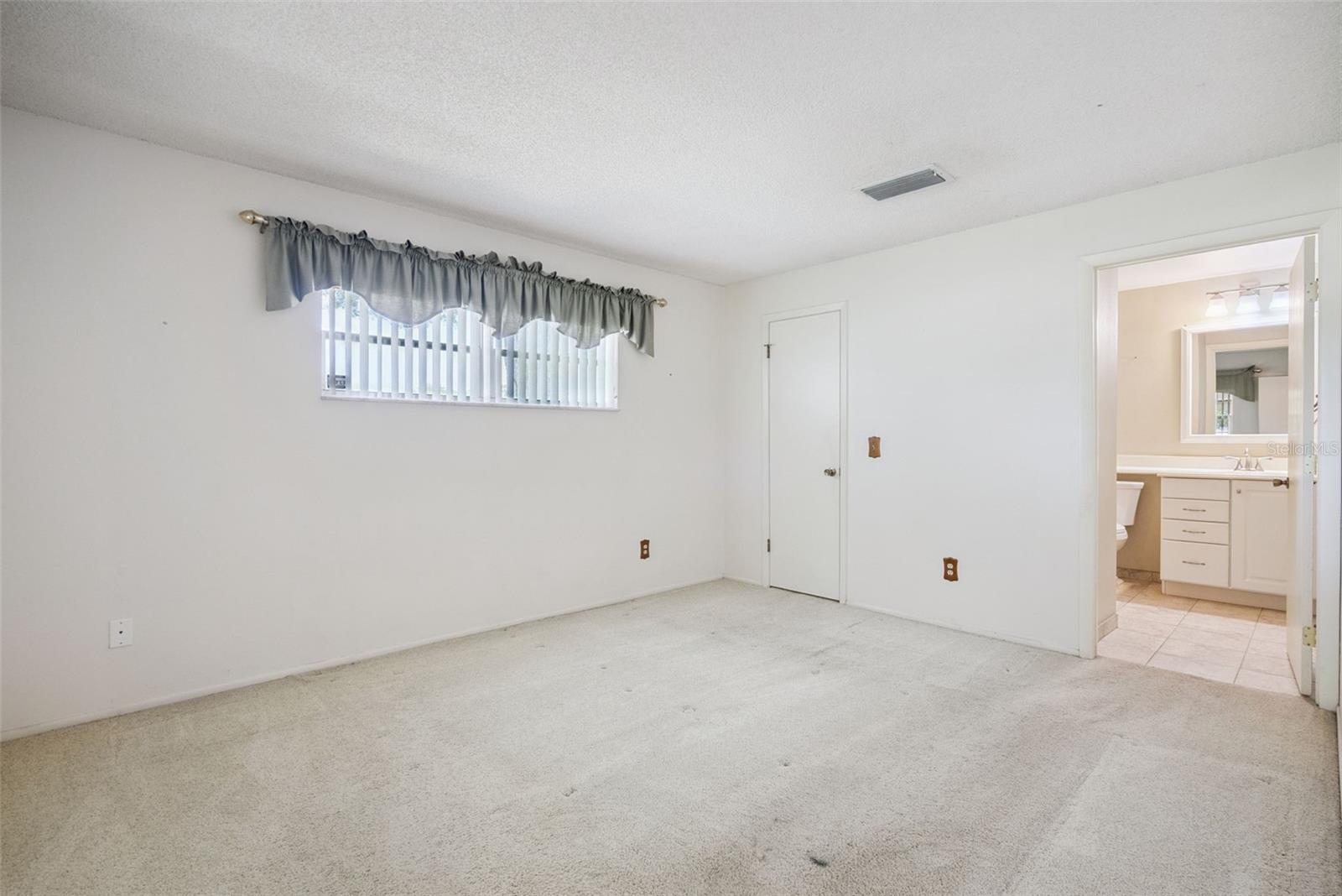 127 CLOVER LN, LONGWOOD, FL, 32750