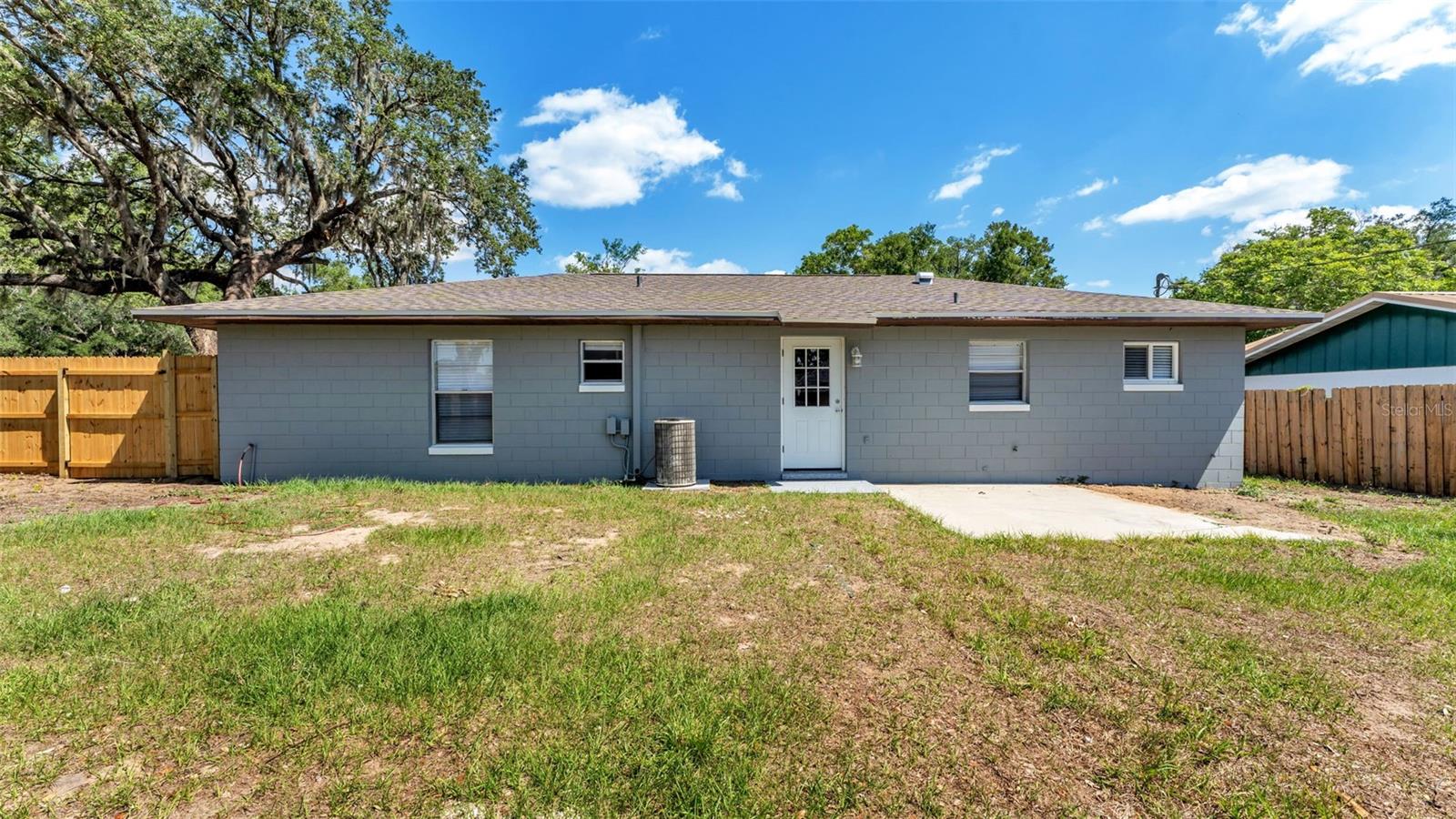 201 E PINE ST, DAVENPORT, FL, 33837