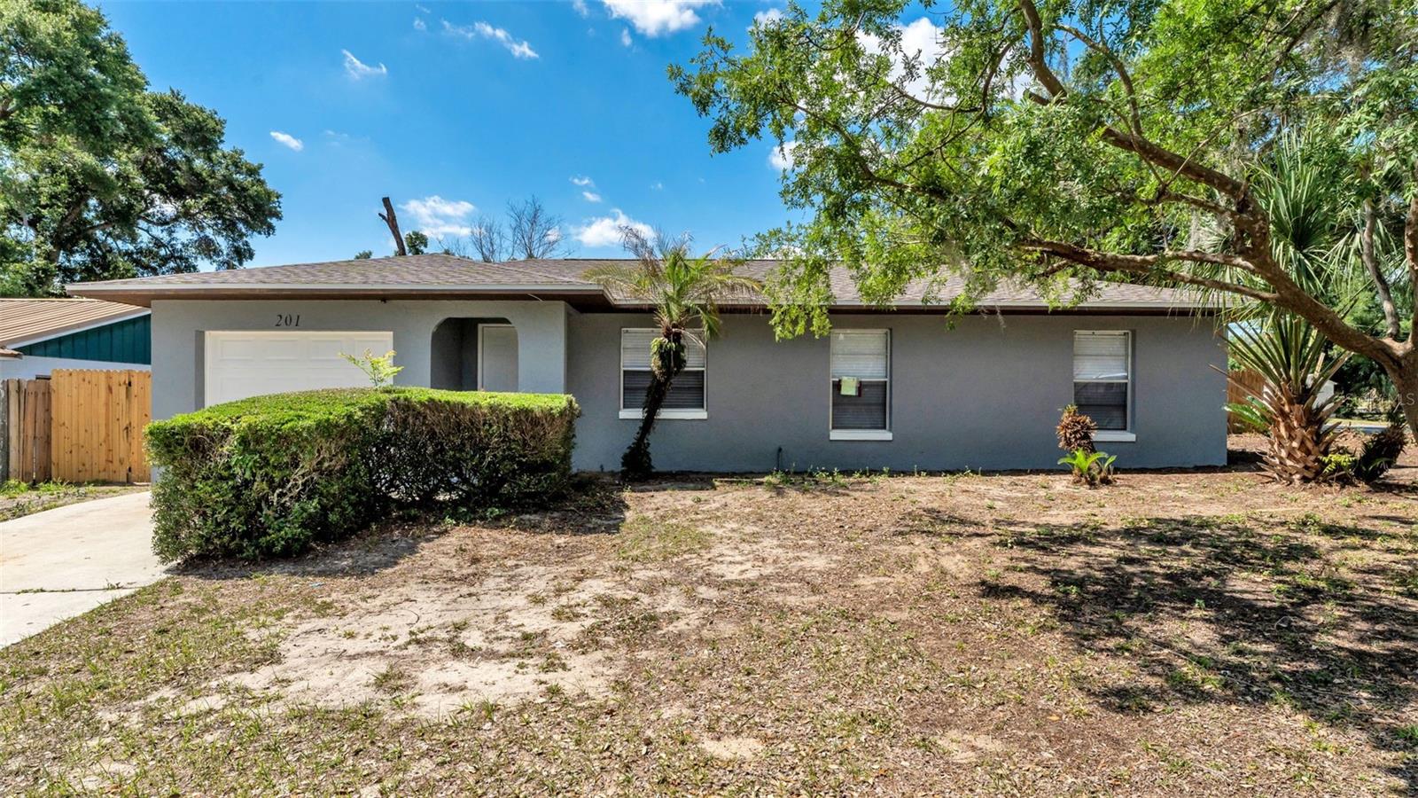 201 E PINE ST, DAVENPORT, FL, 33837