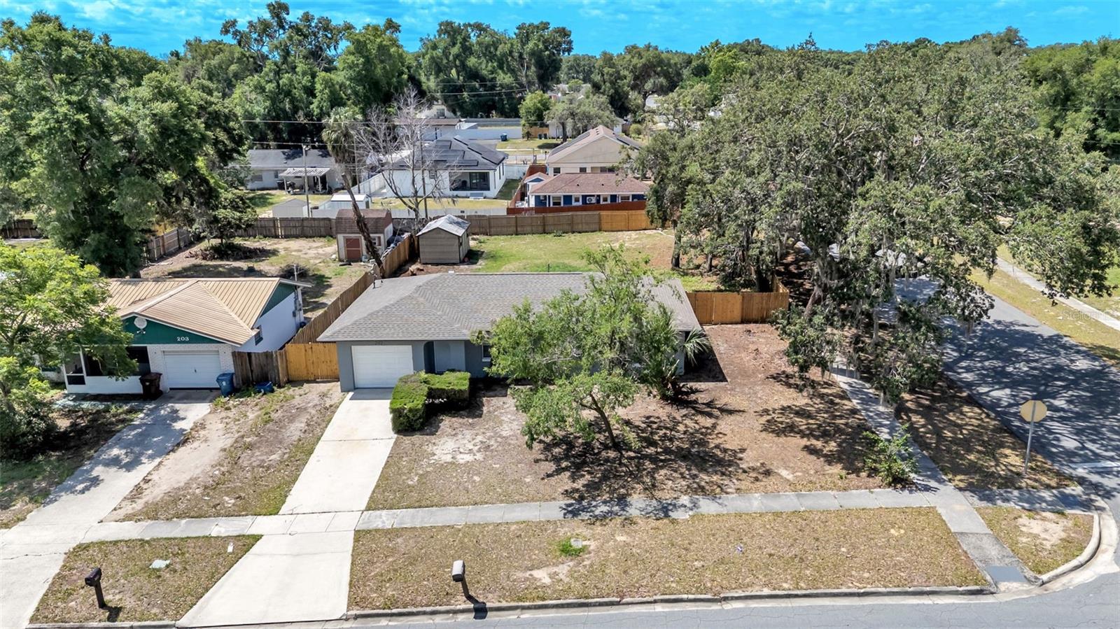 201 E PINE ST, DAVENPORT, FL, 33837