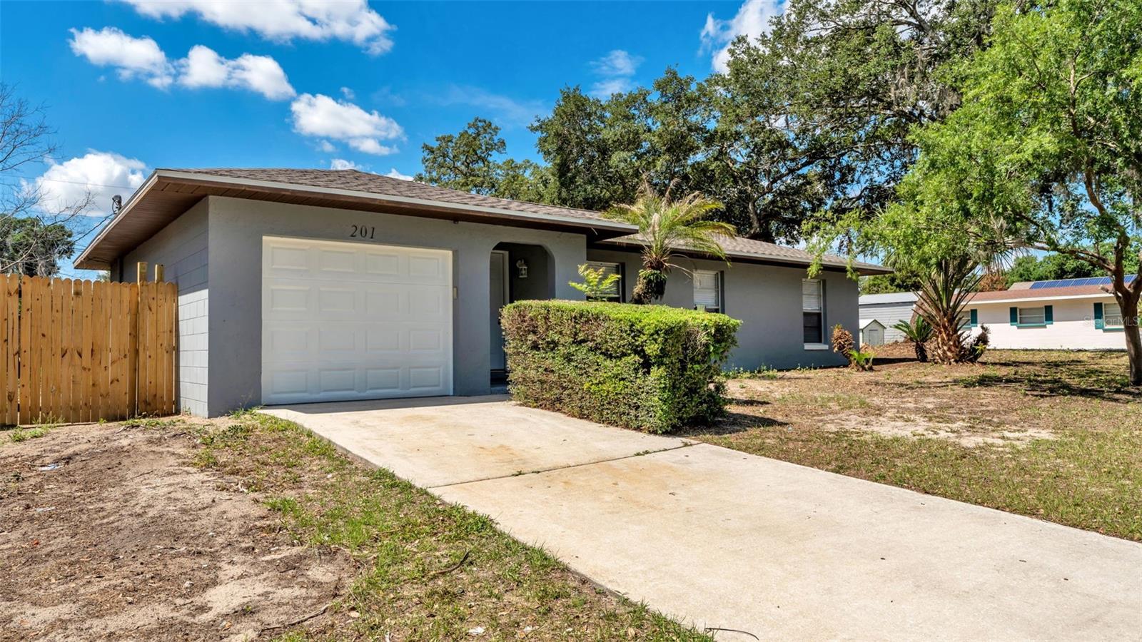 201 E PINE ST, DAVENPORT, FL, 33837