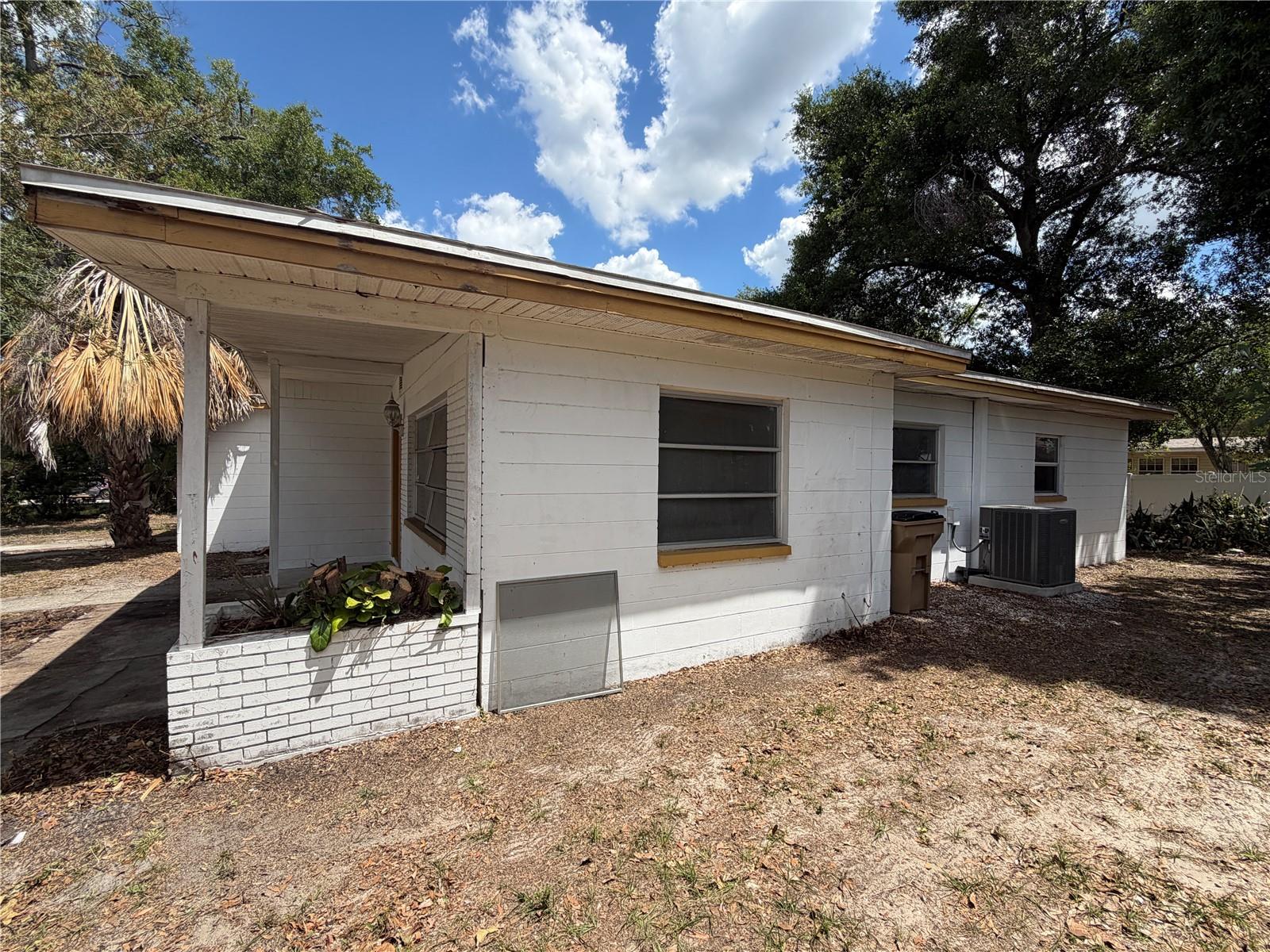 9805 N 54TH ST, TEMPLE TERRACE, FL, 33617