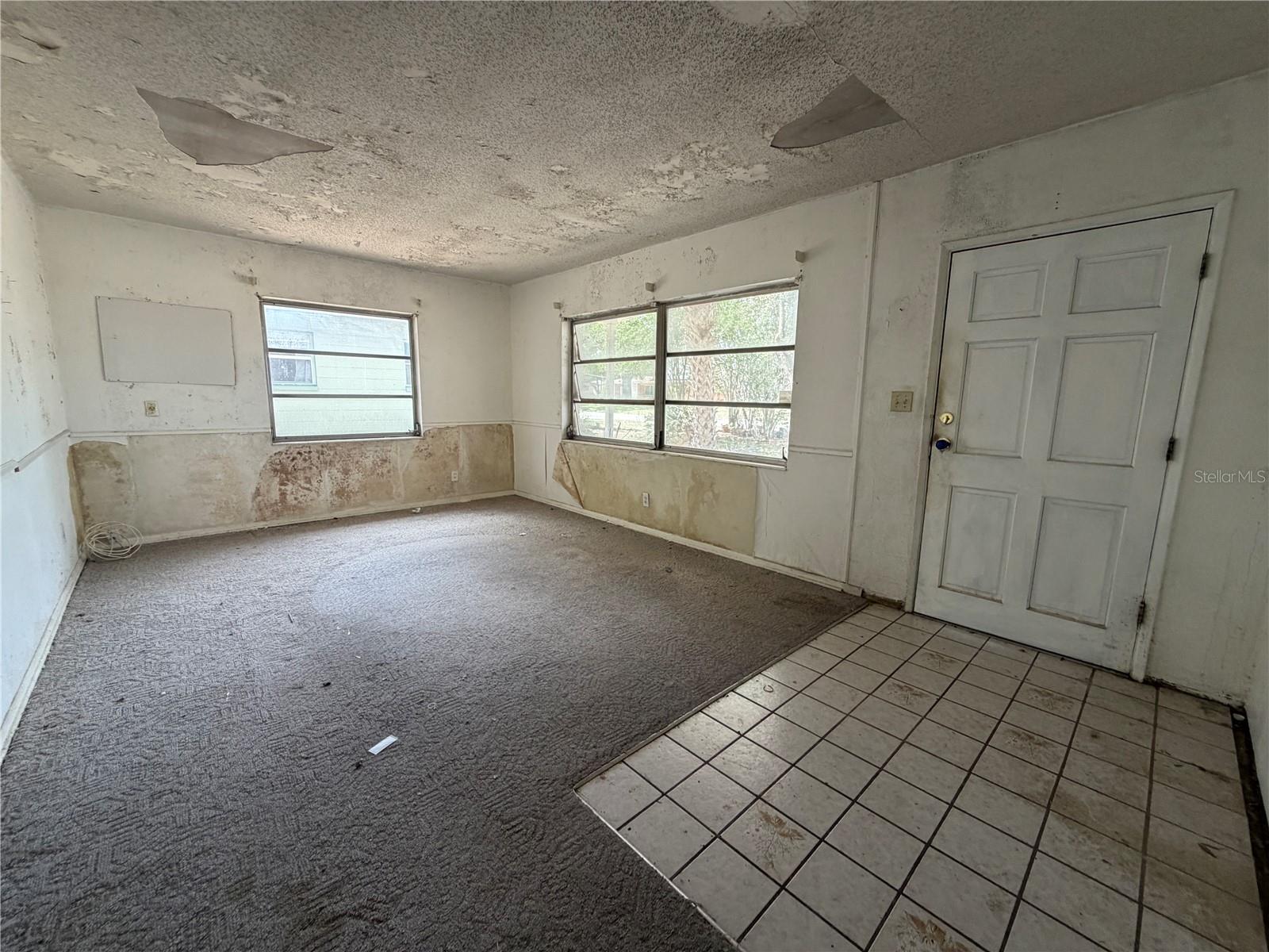 9805 N 54TH ST, TEMPLE TERRACE, FL, 33617
