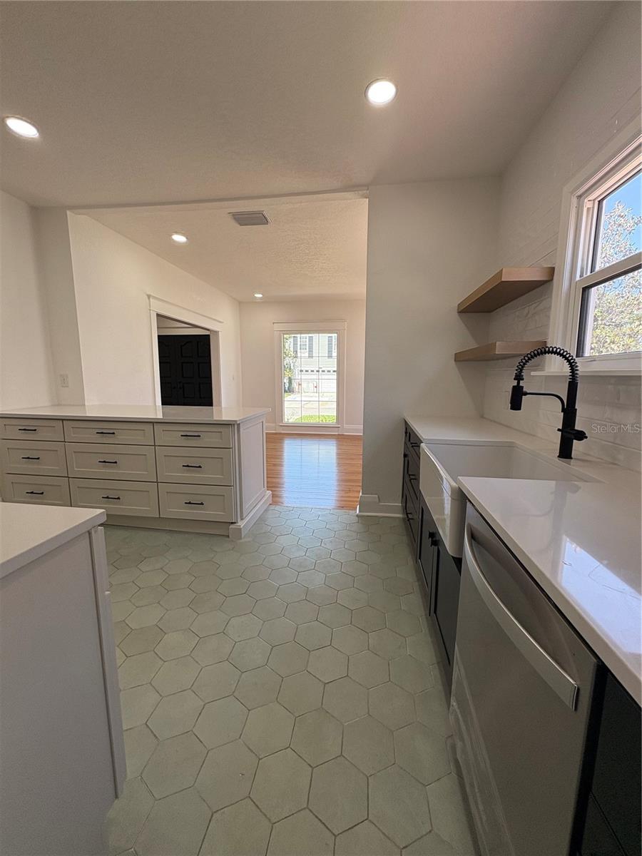 3610 W SAN JUAN ST, TAMPA, FL, 33629