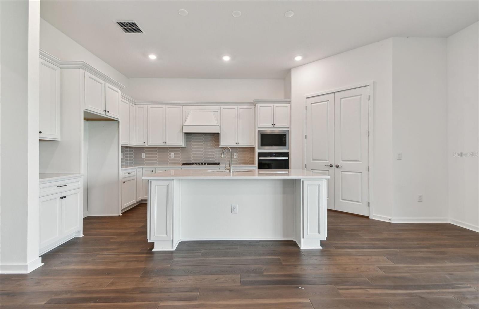 17056 CANARY TRL, PARRISH, FL, 34219
