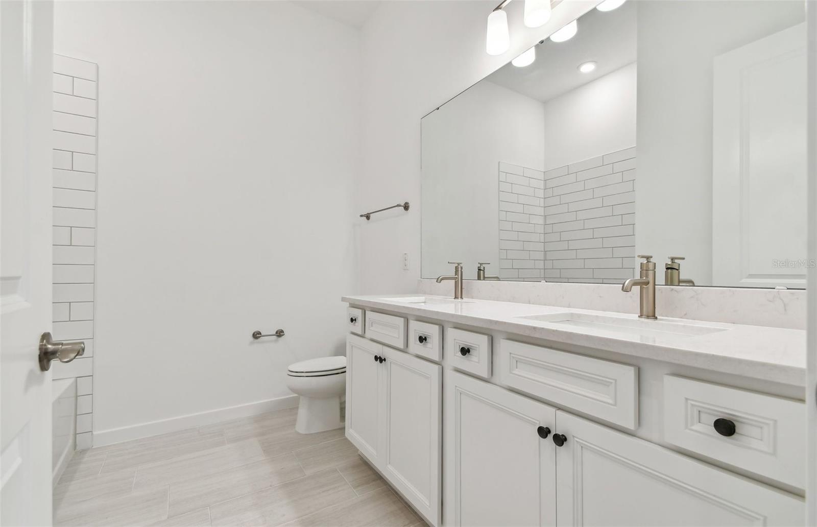 17056 CANARY TRL, PARRISH, FL, 34219