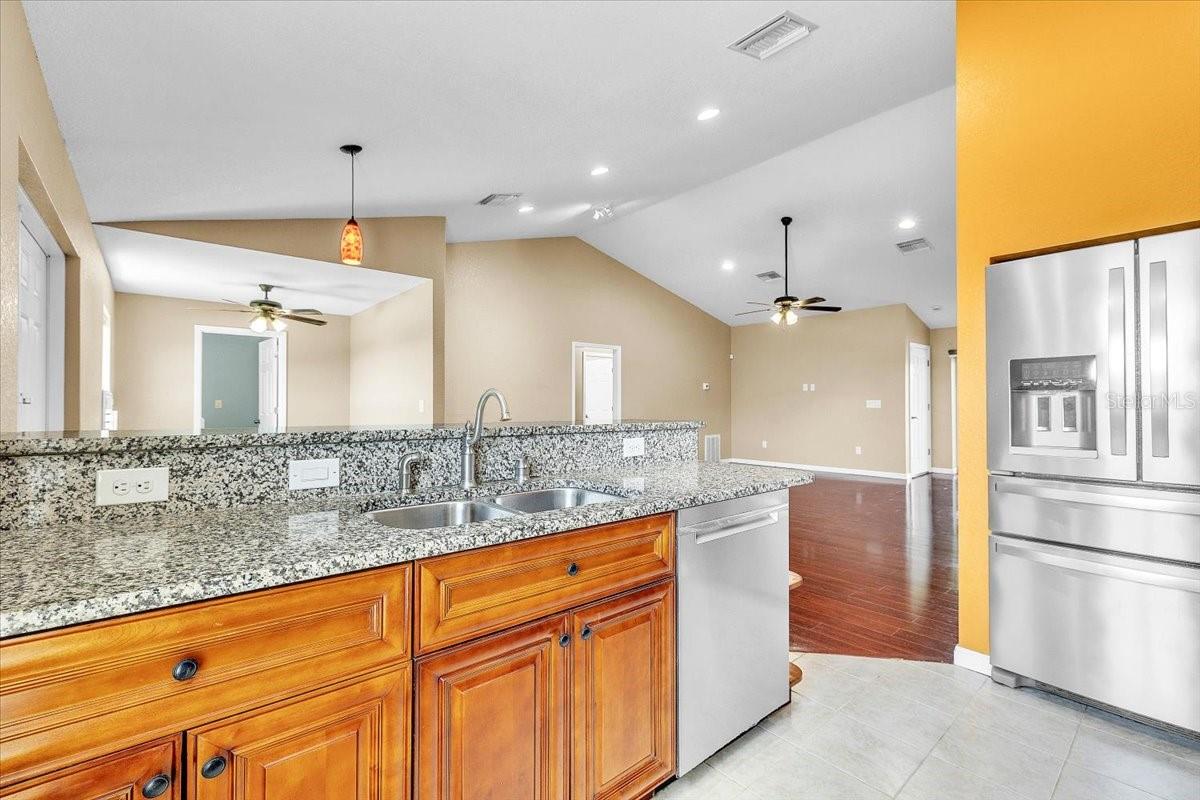 7235 STACY LN, PORT CHARLOTTE, FL, 33981