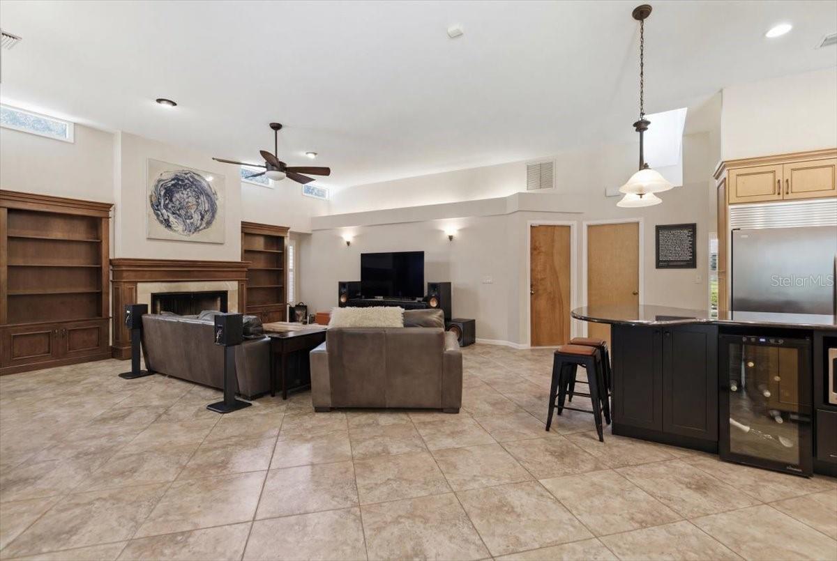 2716 COUNTRY WOODS LN, PALM HARBOR, FL, 34683