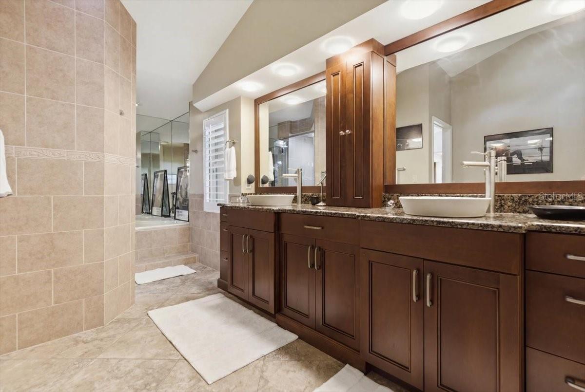 2716 COUNTRY WOODS LN, PALM HARBOR, FL, 34683