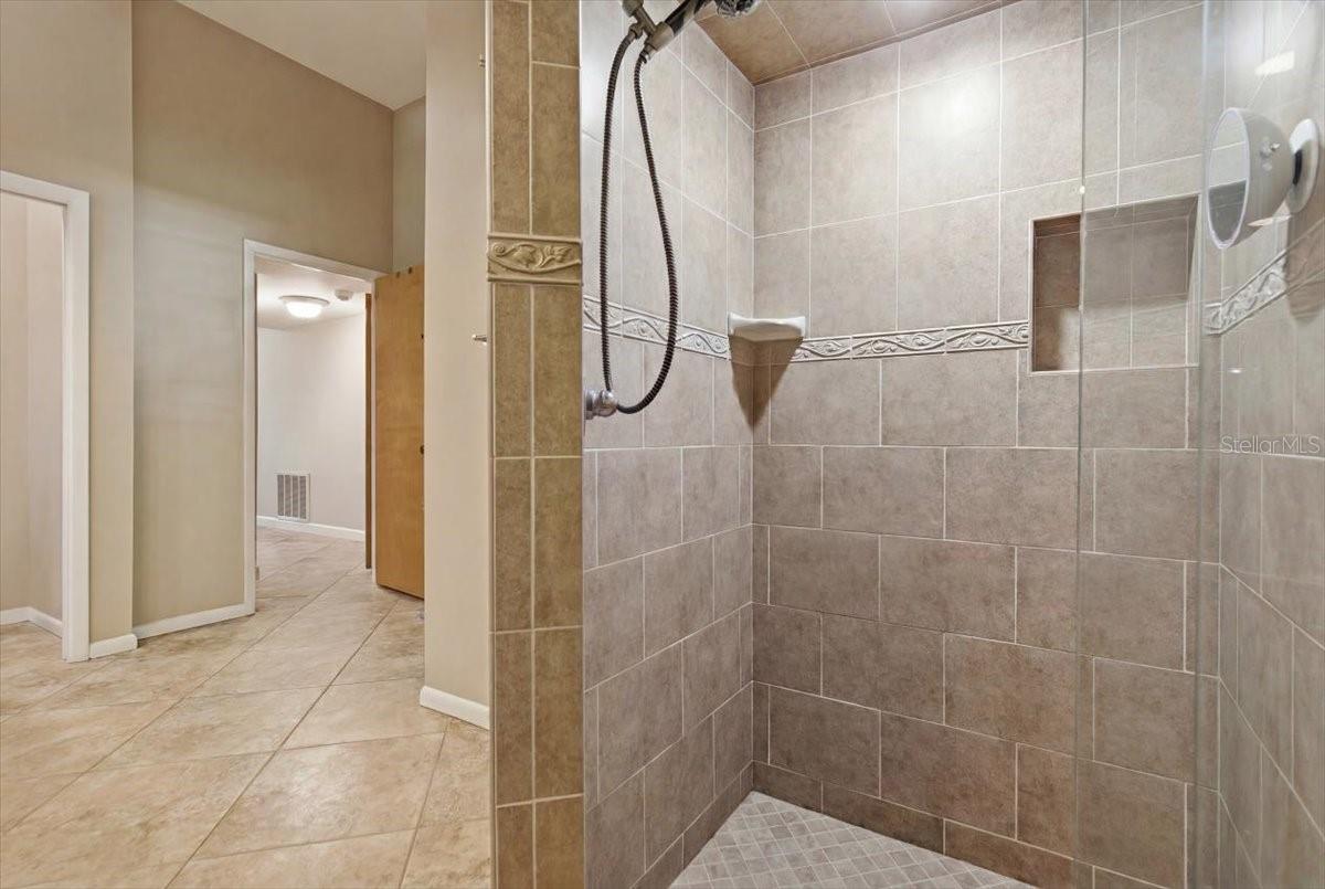 2716 COUNTRY WOODS LN, PALM HARBOR, FL, 34683