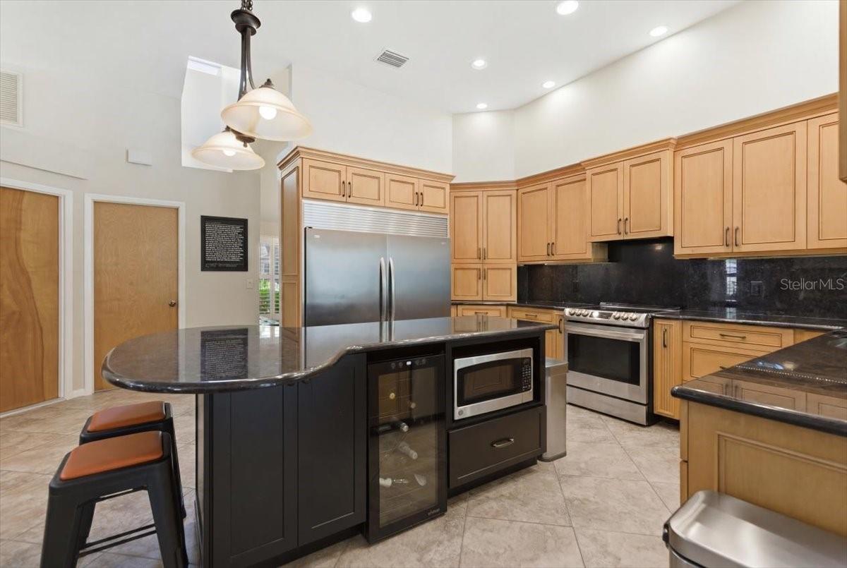 2716 COUNTRY WOODS LN, PALM HARBOR, FL, 34683
