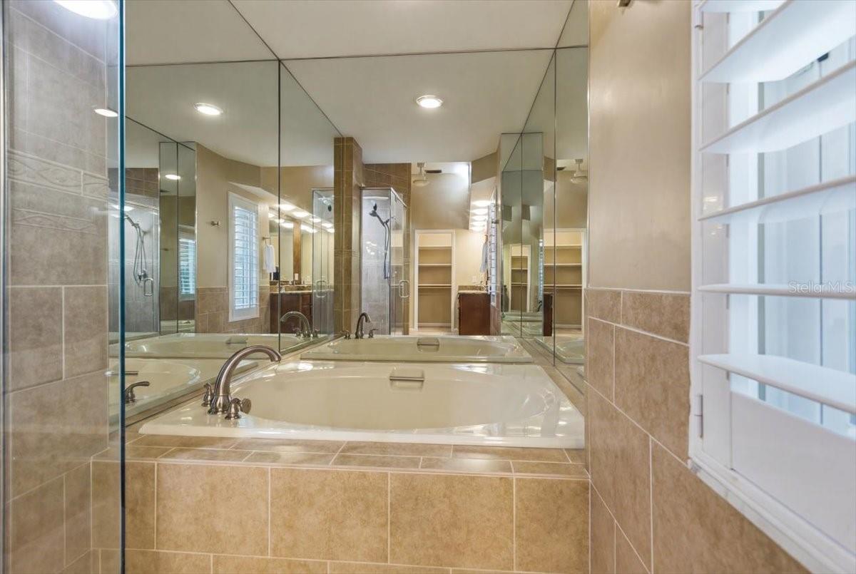 2716 COUNTRY WOODS LN, PALM HARBOR, FL, 34683