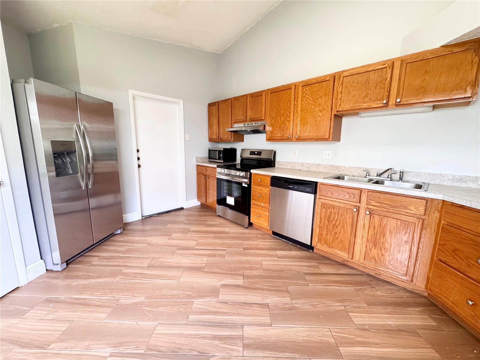 8807 PARLIAMENT CT, KISSIMMEE, FL, 34747
