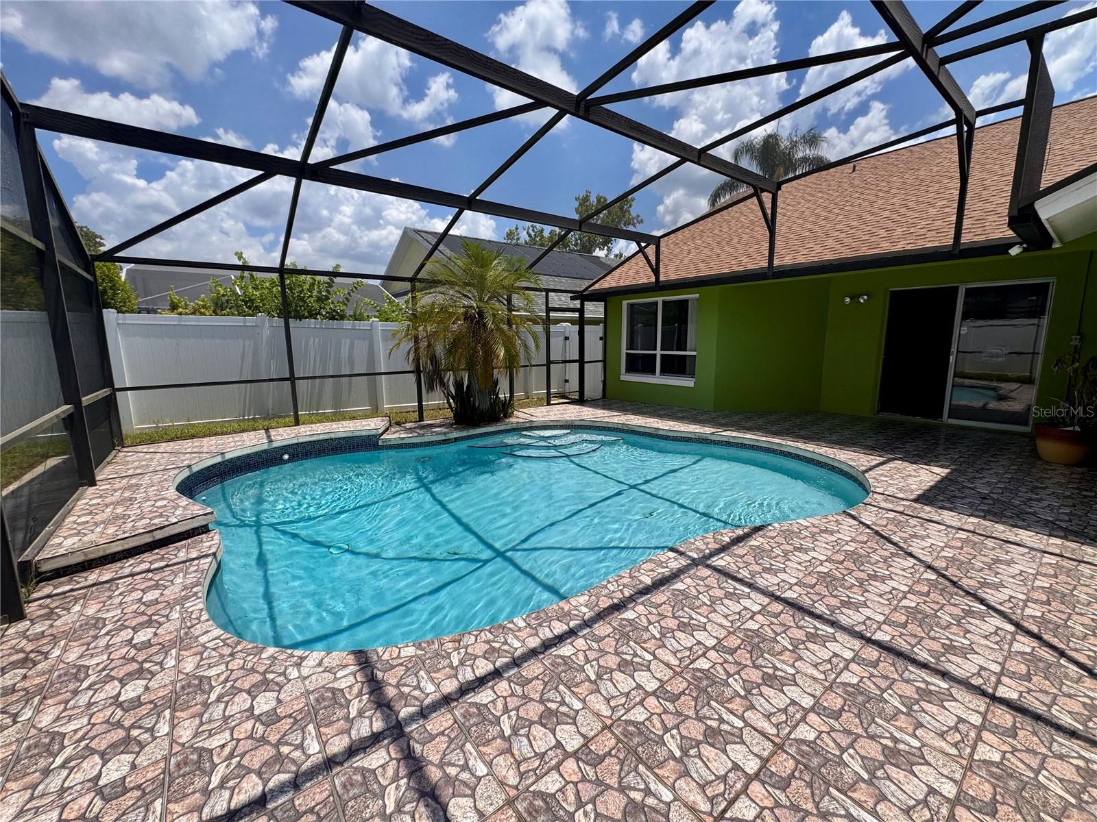 8807 PARLIAMENT CT, KISSIMMEE, FL, 34747