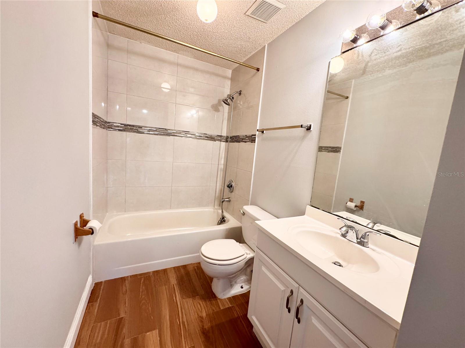 8807 PARLIAMENT CT, KISSIMMEE, FL, 34747