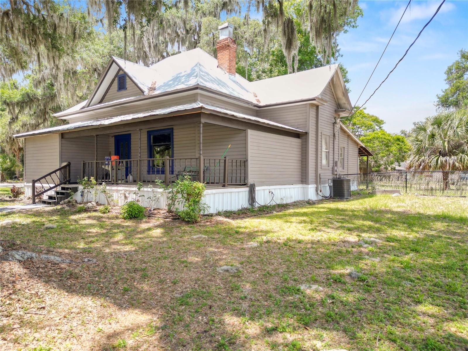 128 S OAK AVE, FORT MEADE, FL, 33841