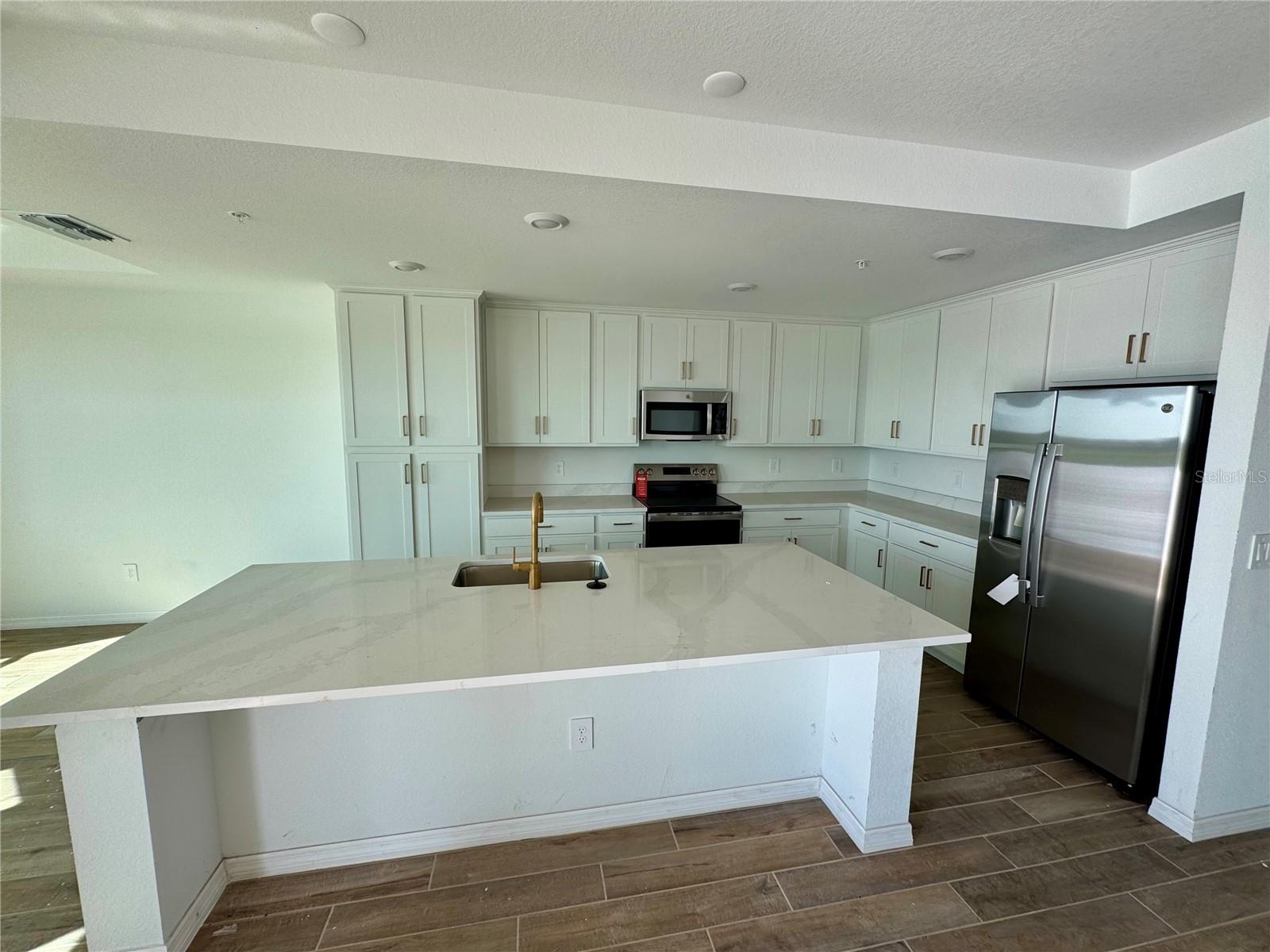 19116 SCALLOP LOOP #203, BRADENTON, FL, 34211