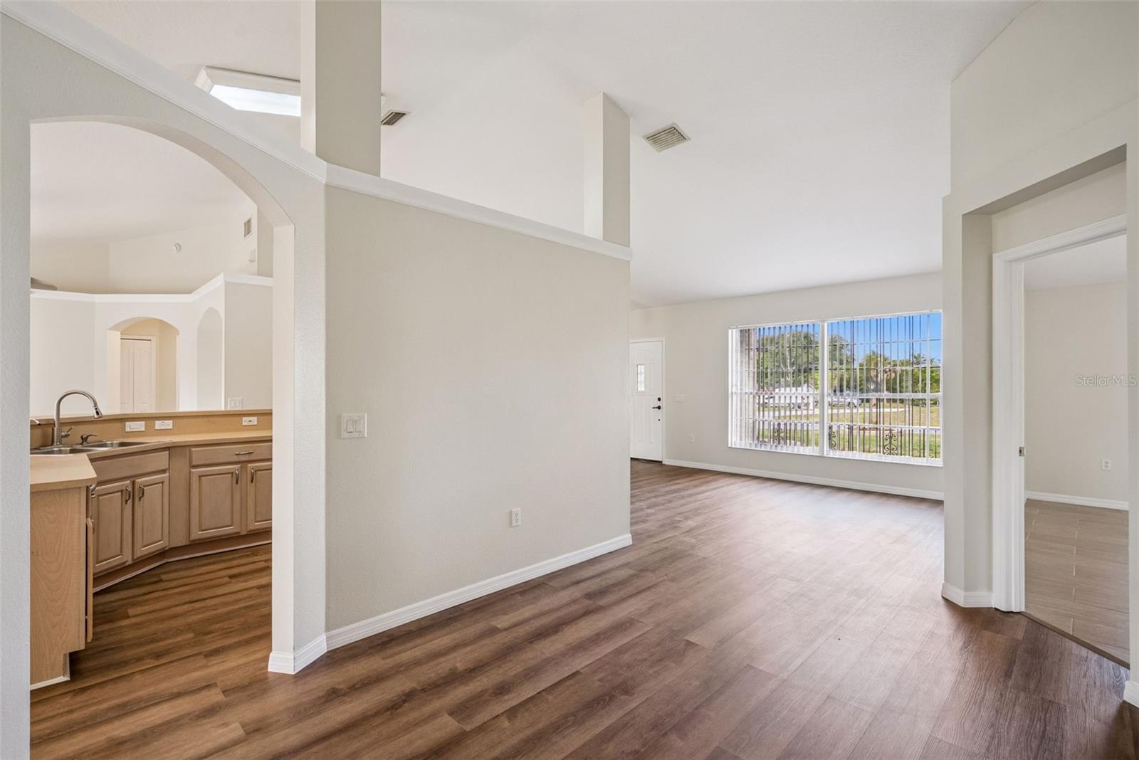 893 WATT CIR, DELTONA, FL, 32738