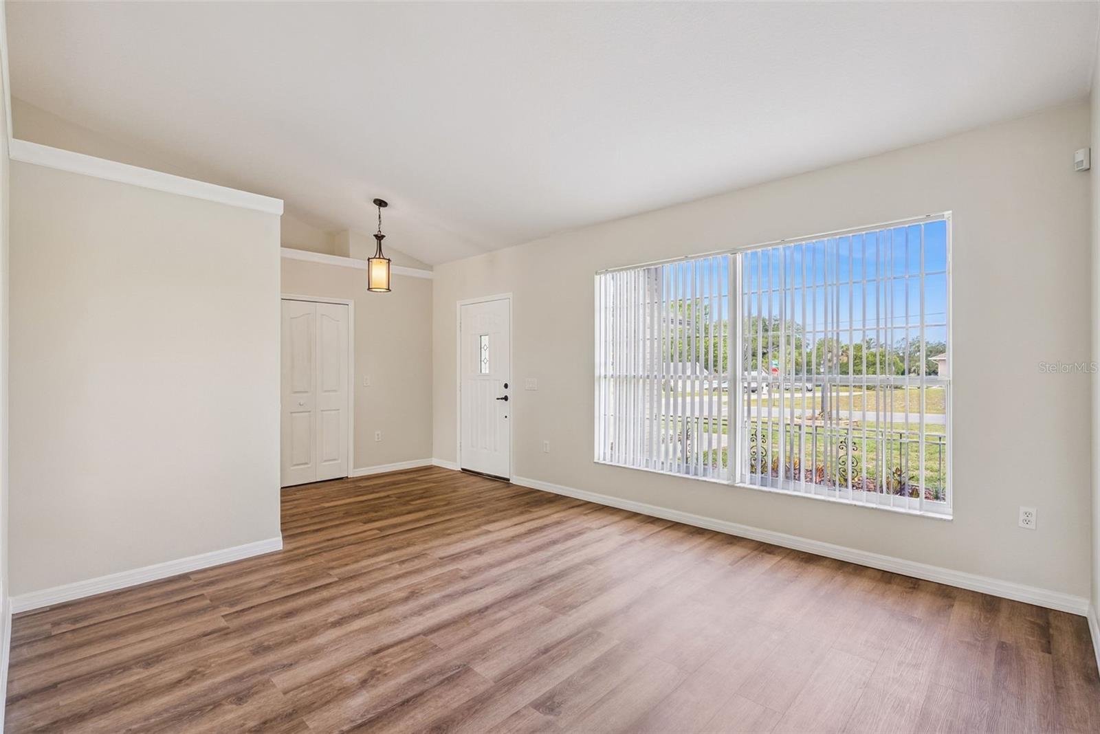 893 WATT CIR, DELTONA, FL, 32738