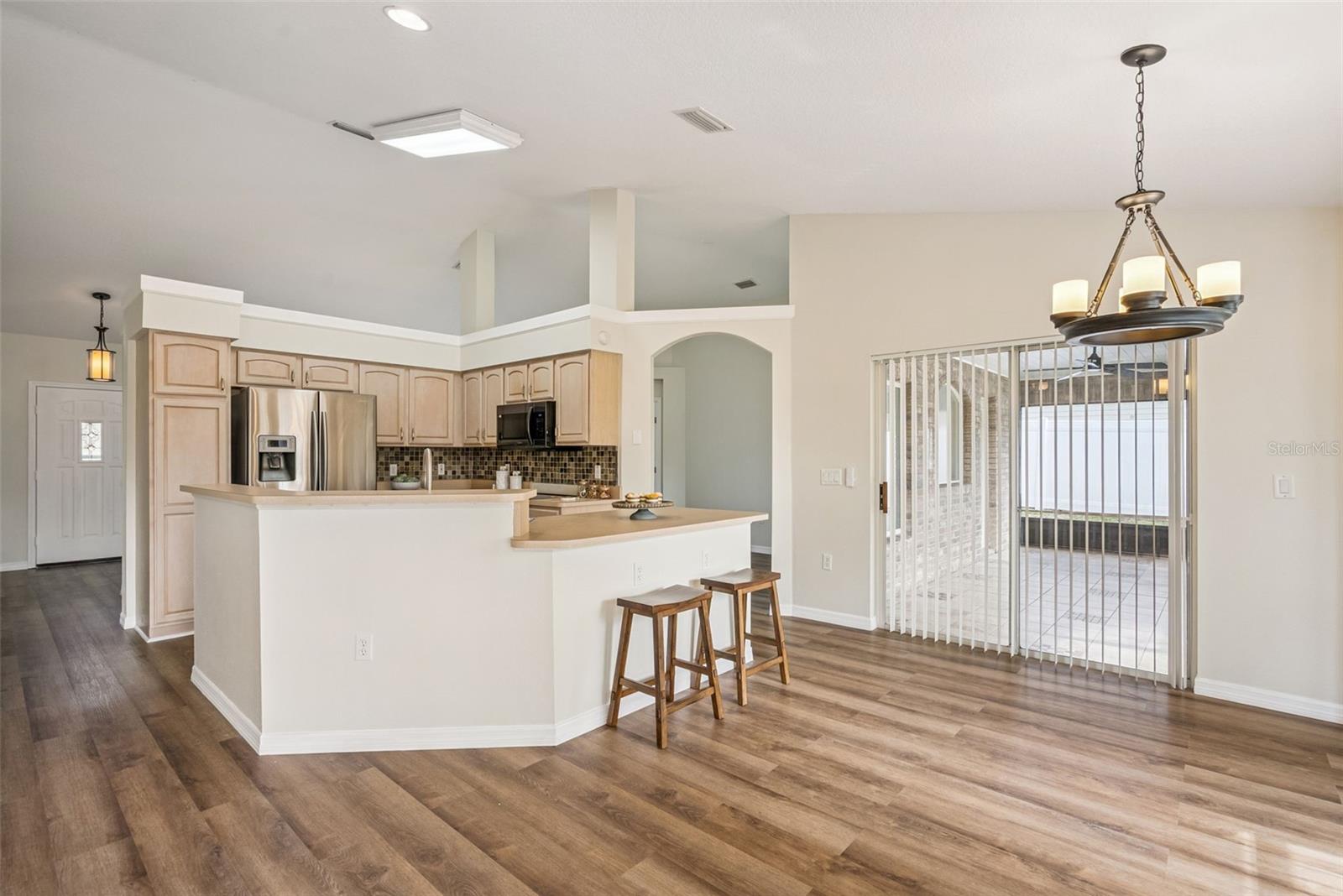 893 WATT CIR, DELTONA, FL, 32738