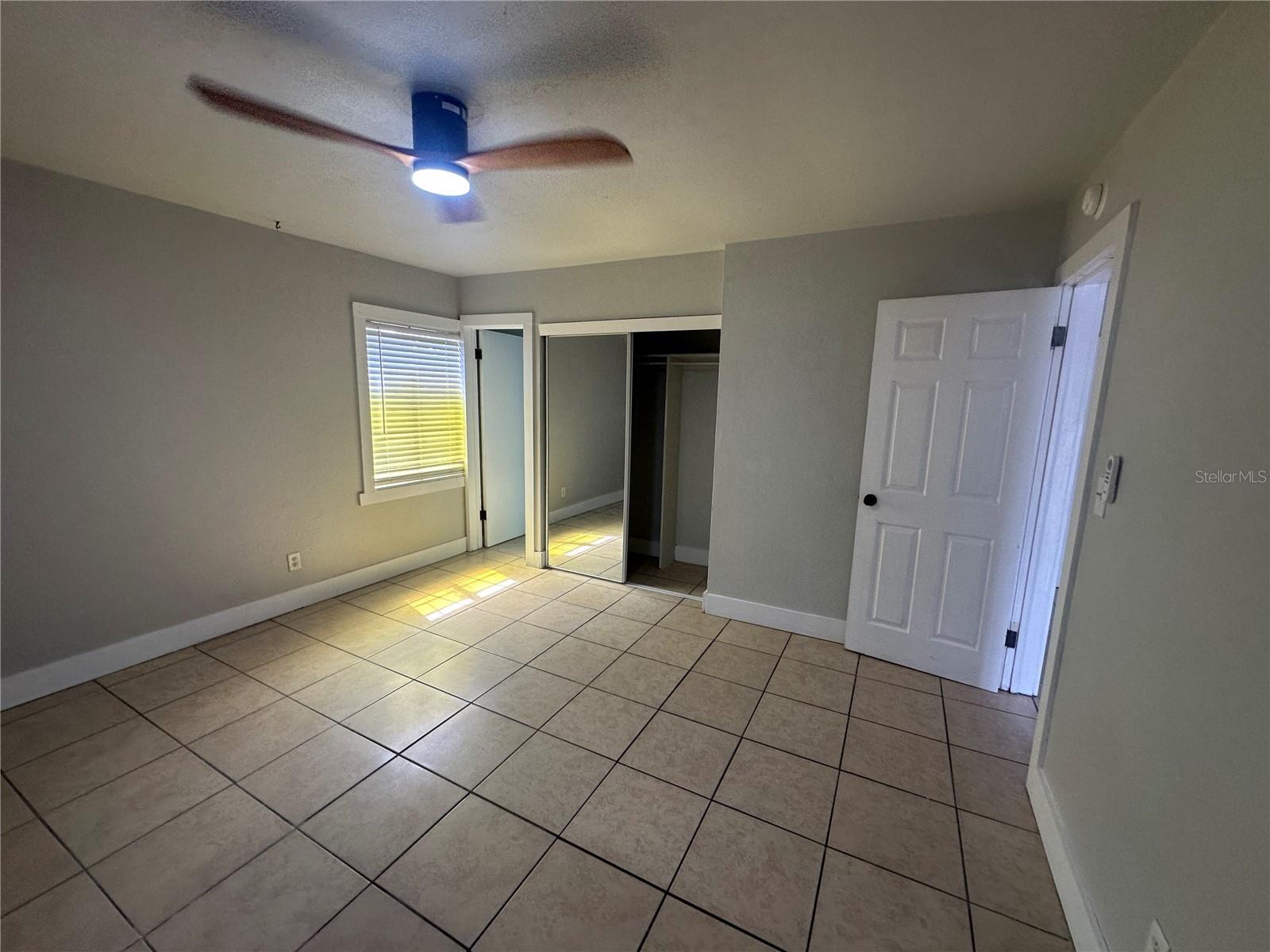 330 20TH AVE S #UPPER, ST PETERSBURG, FL, 33705