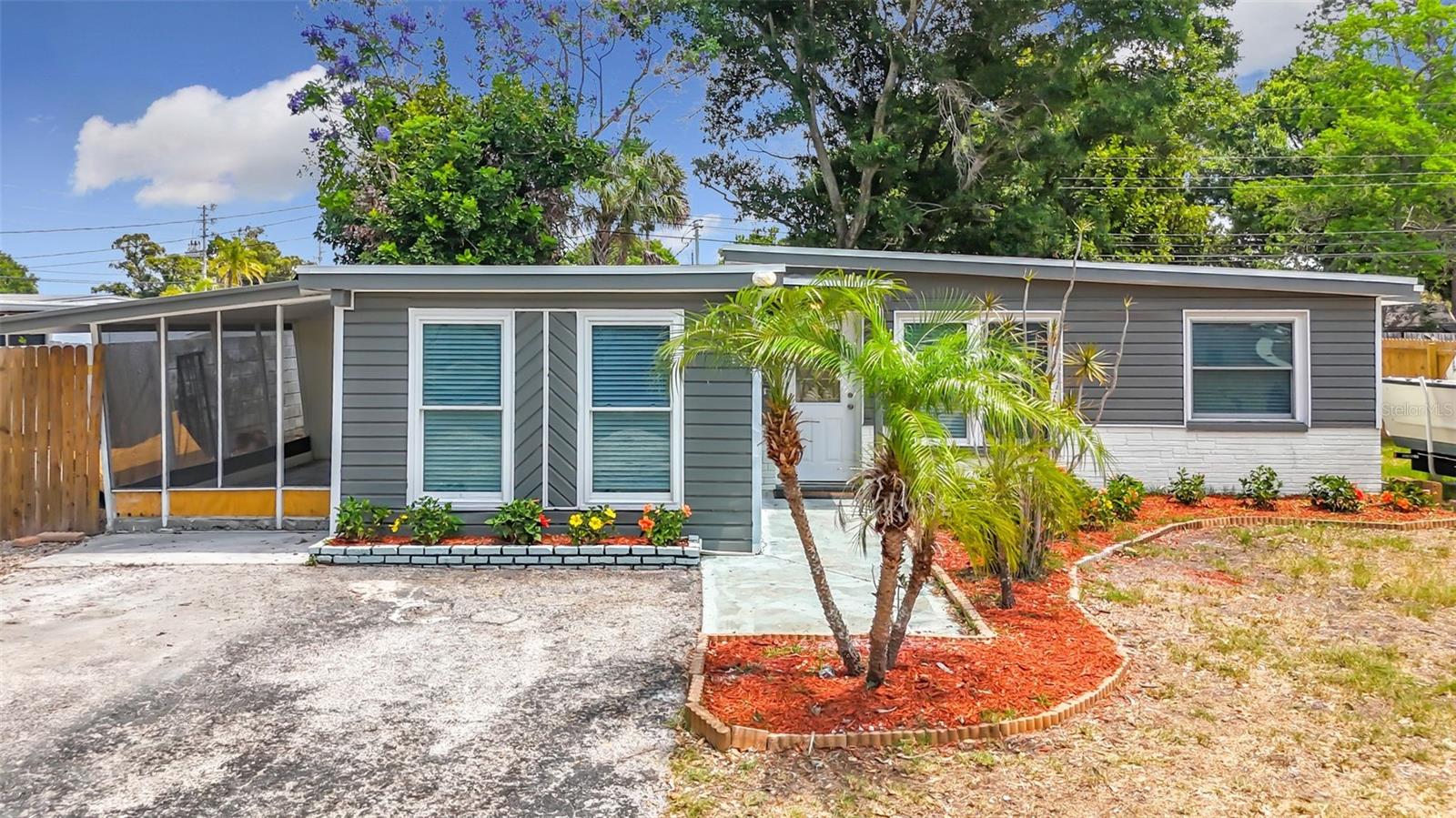 9369 83RD ST N, SEMINOLE, FL, 33777