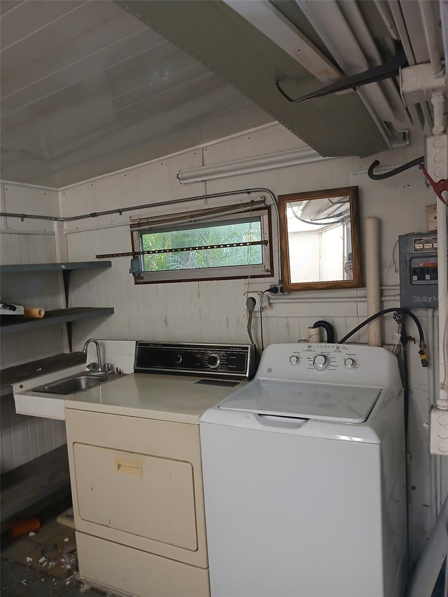 110 52ND AVENUE TER E, BRADENTON, FL, 34203