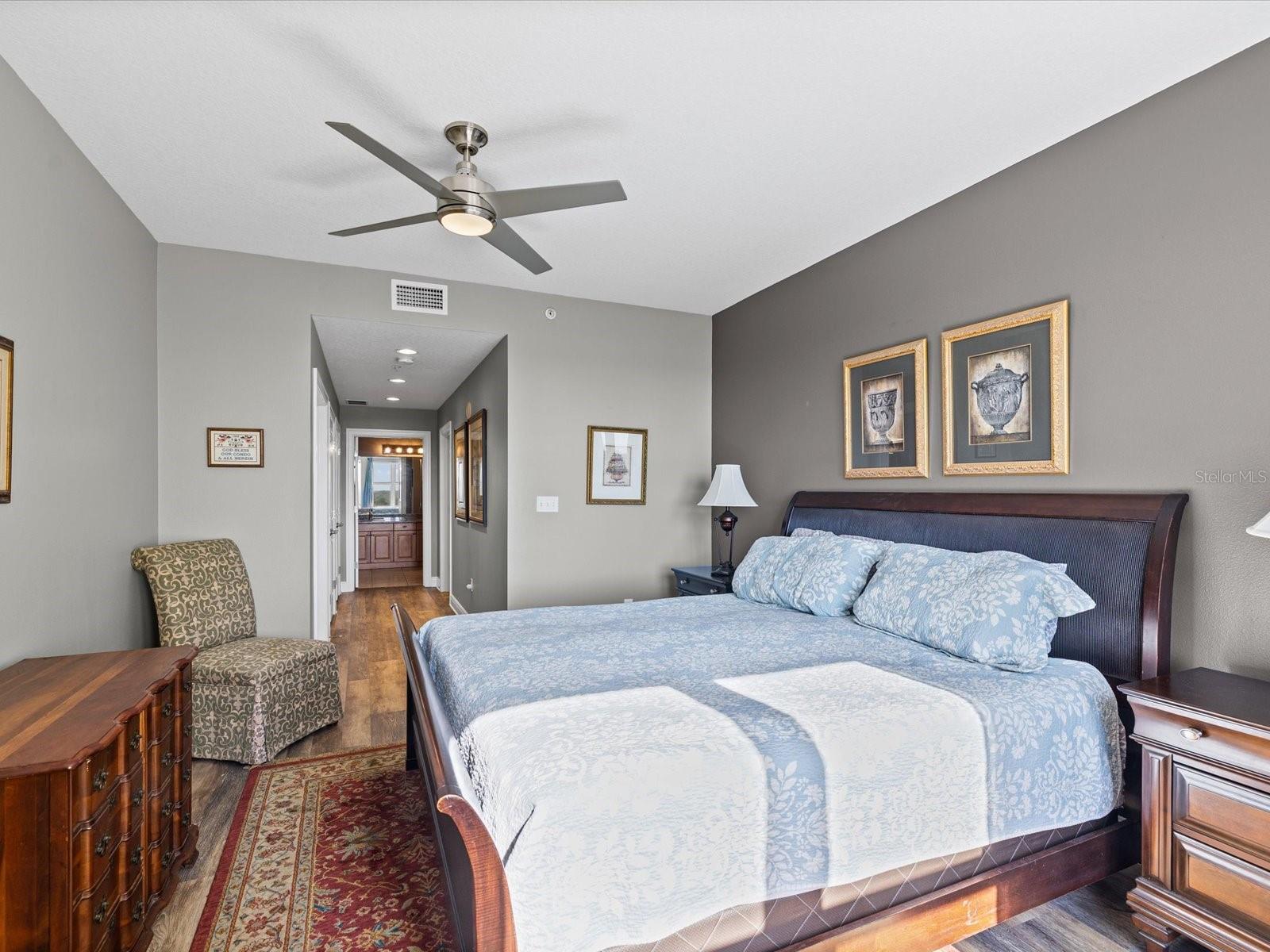 628 CLEVELAND ST #1011, CLEARWATER, FL, 33755
