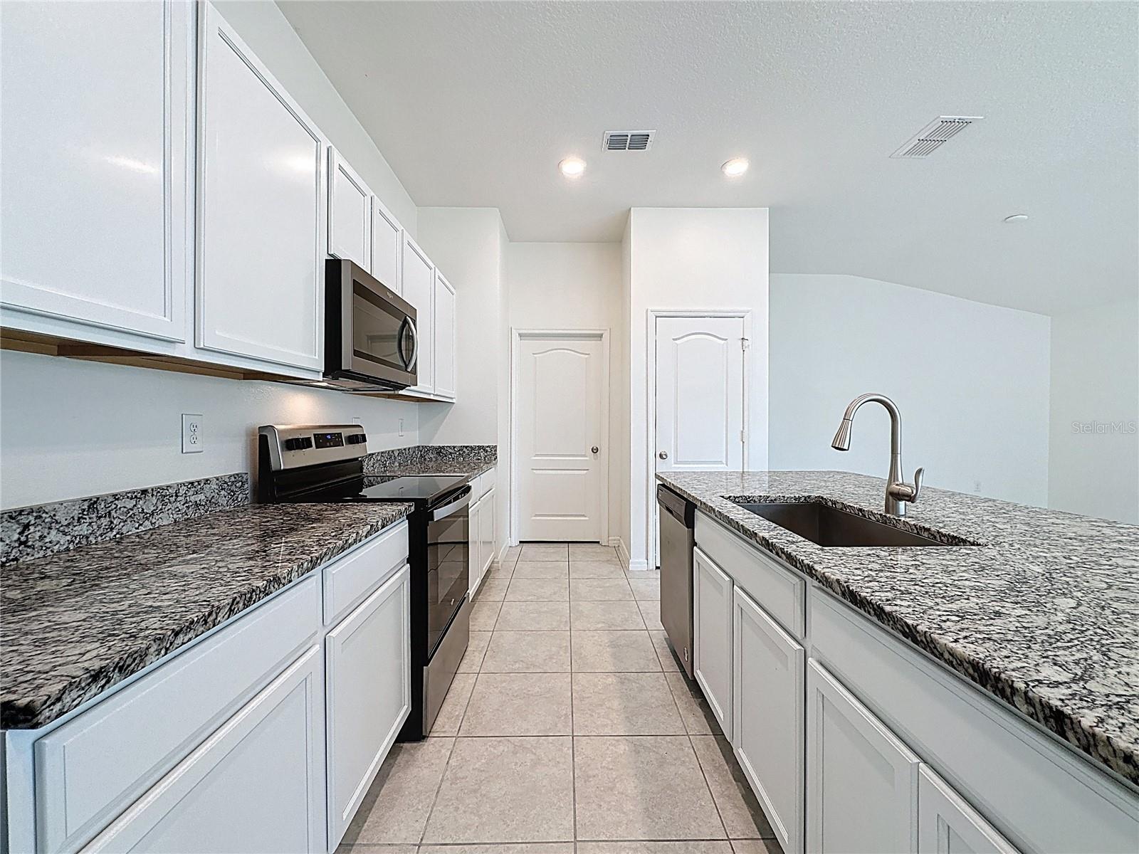 707 SCRUB OAK HAMMOCK RD, DAVENPORT, FL, 33837