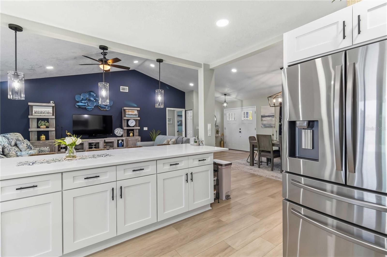 8712 53RD AVE W, BRADENTON, FL, 34210
