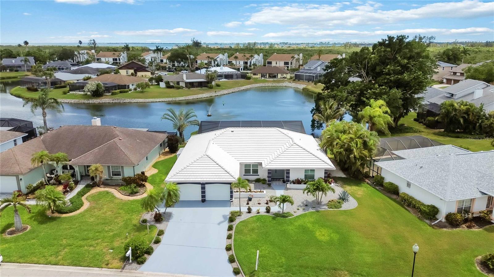 8712 53RD AVE W, BRADENTON, FL, 34210
