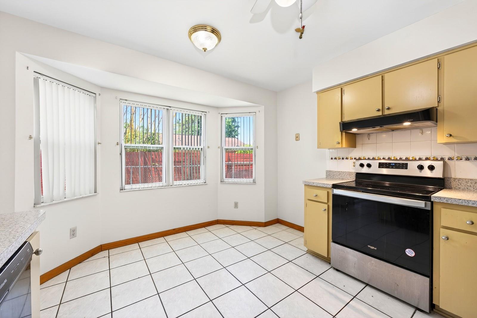 87 FLORIDA PKWY, KISSIMMEE, FL, 34743