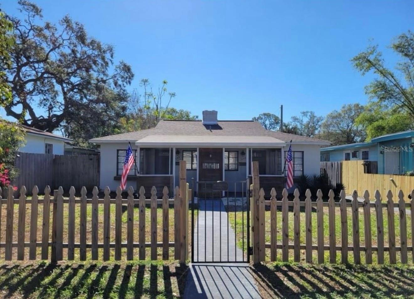 330 20TH AVE S #LOWER, ST PETERSBURG, FL, 33705