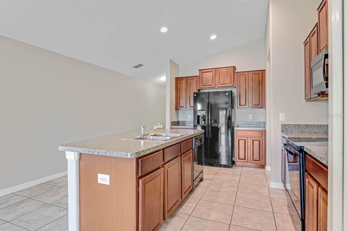 6529 TRENT CREEK DR, SUN CITY CENTER, FL, 33573
