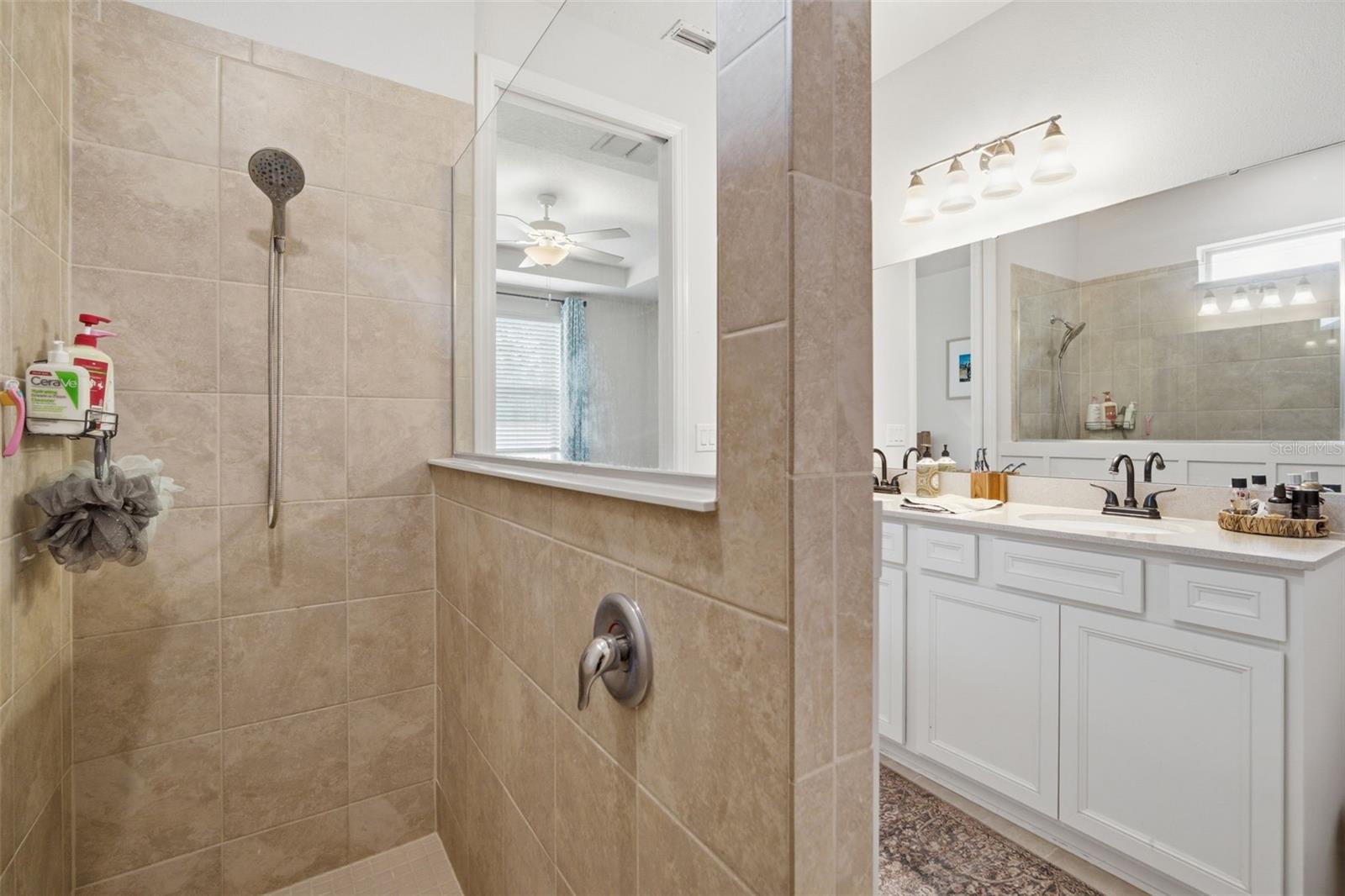 11401 GREEN HARVEST DR, RIVERVIEW, FL, 33578