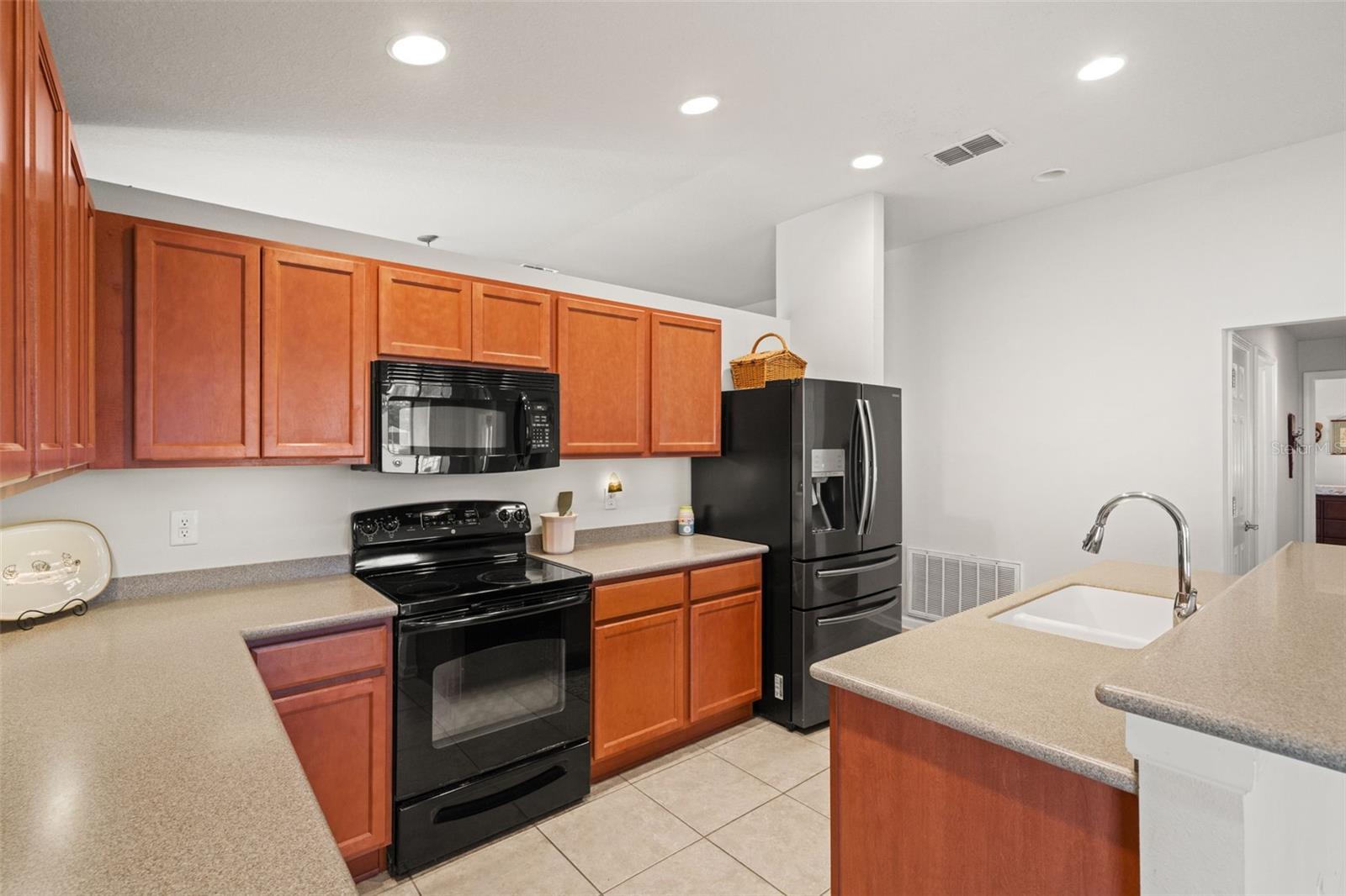 15585 LILY WOOD LN, BROOKSVILLE, FL, 34604