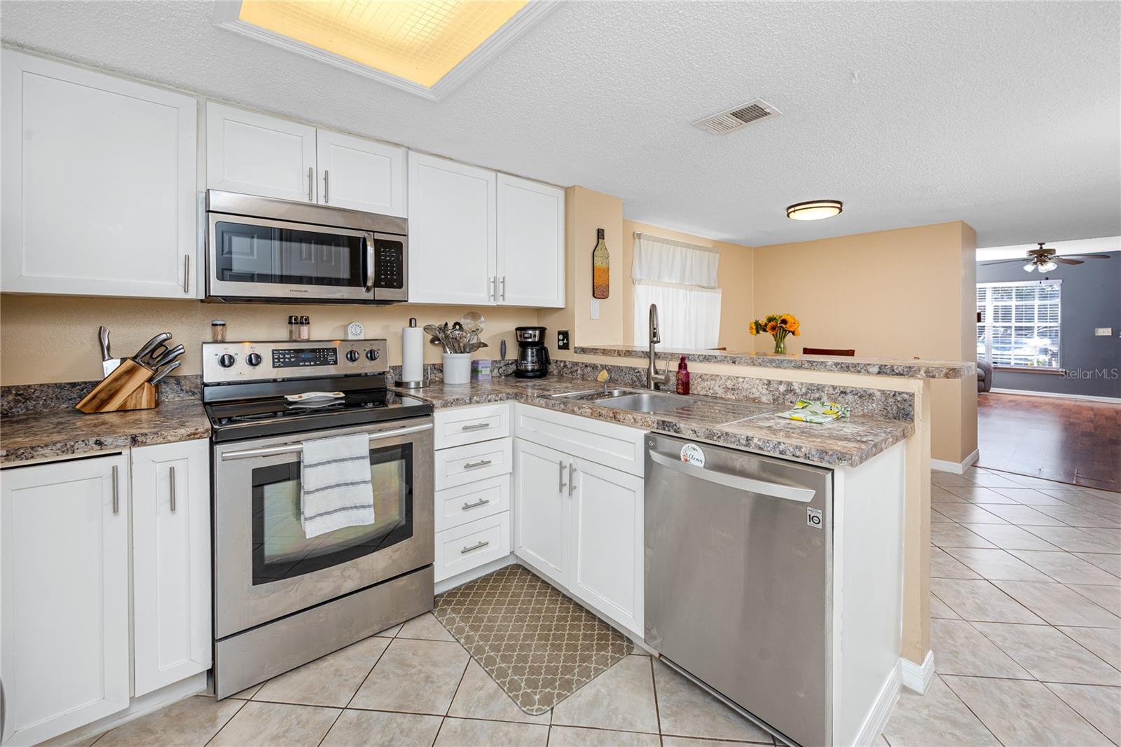 6661 121ST AVE #H, LARGO, FL, 33773