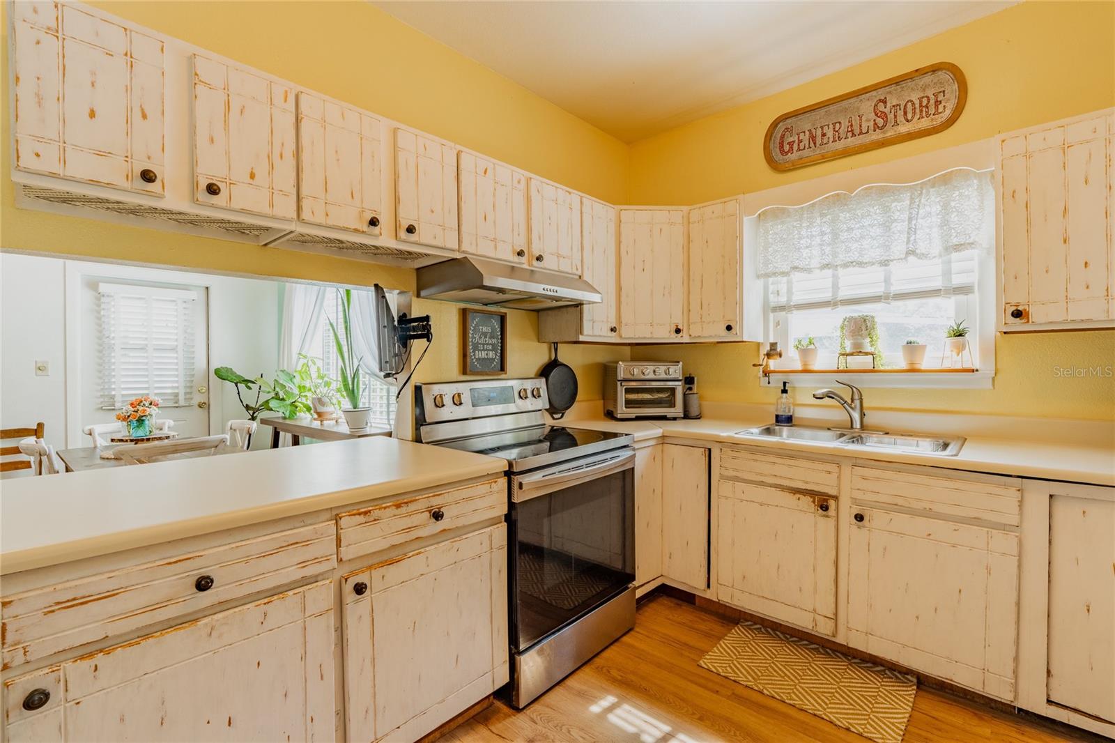 928 GROVELAND AVE, VENICE, FL, 34285