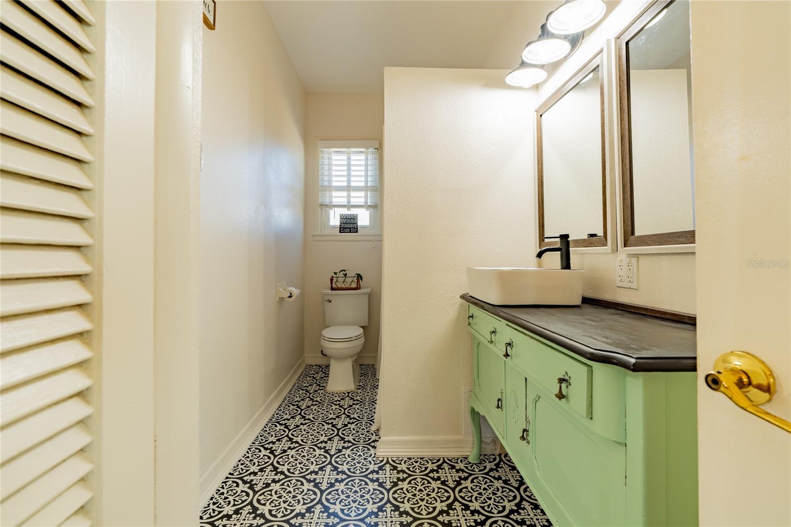 928 GROVELAND AVE, VENICE, FL, 34285
