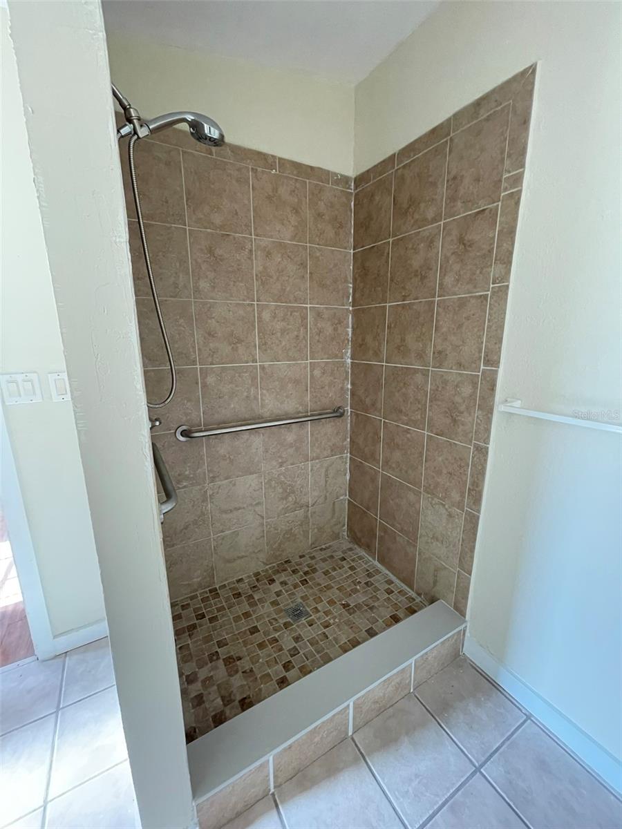 13716 NE COUNTY ROAD 1471, WALDO, FL, 32694