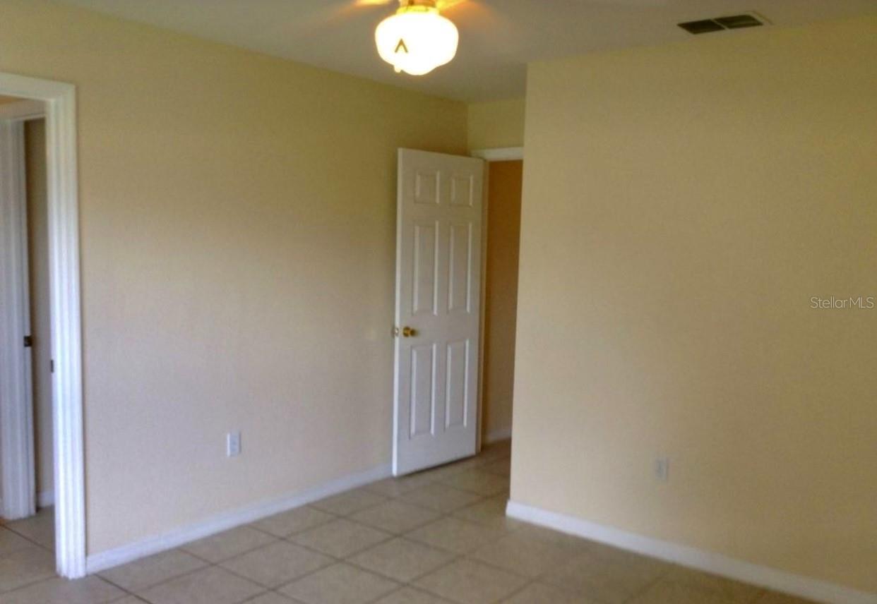 606 ROBIN LN, POINCIANA, FL, 34759