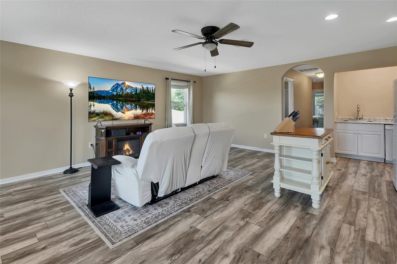 337 ORCHARD HILL ST, DELAND, FL, 32724