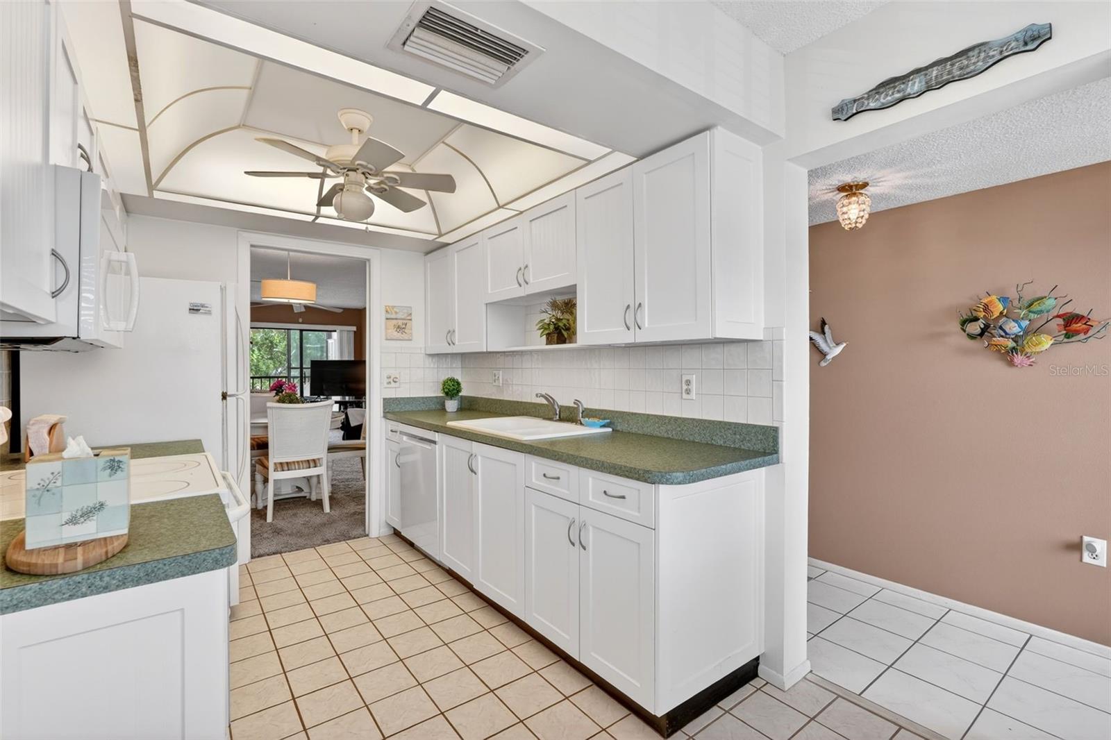 505 30TH AVE W #E303, BRADENTON, FL, 34205