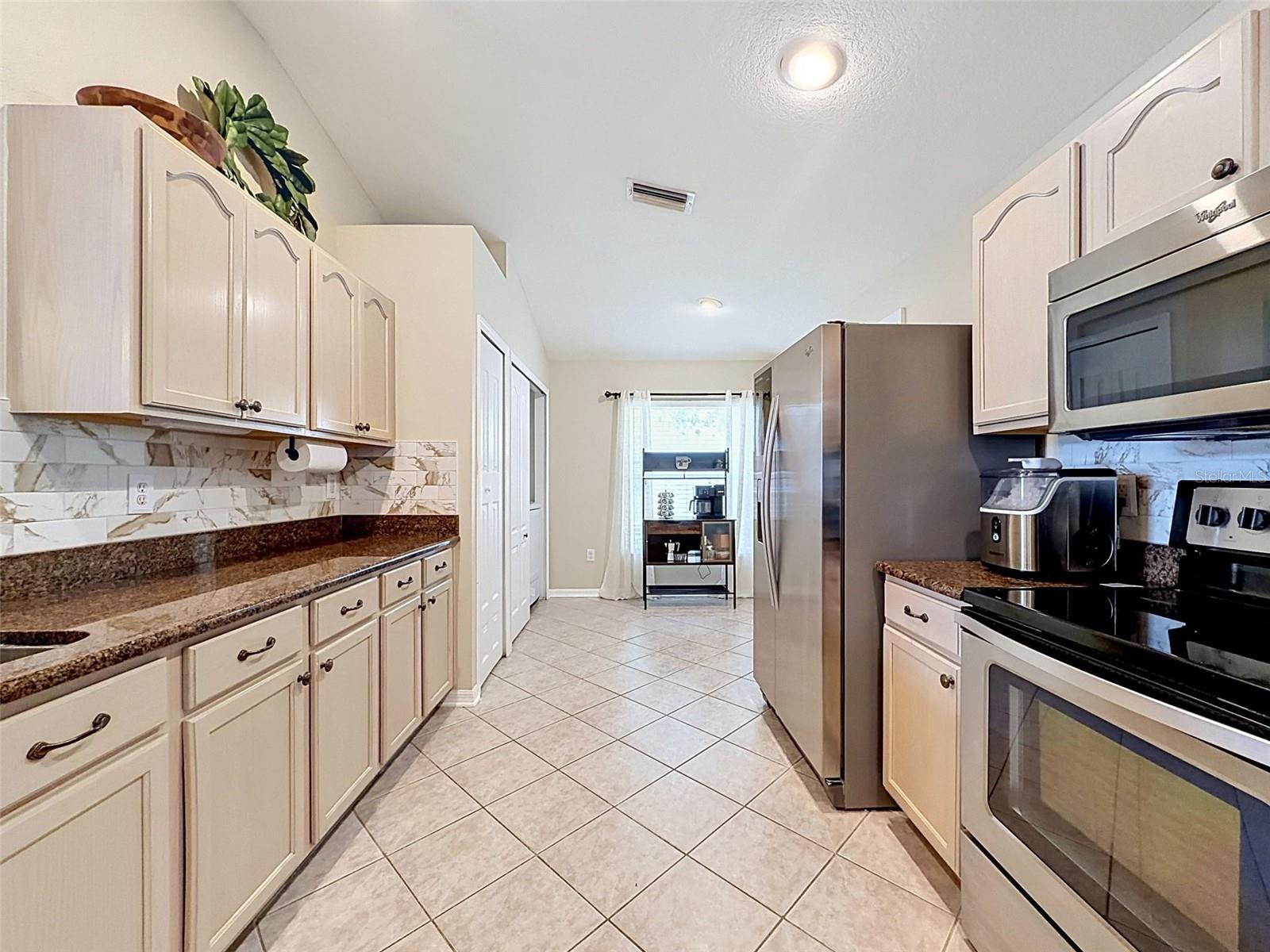 26714 MIDDLEGROUND LOOP, WESLEY CHAPEL, FL, 33544