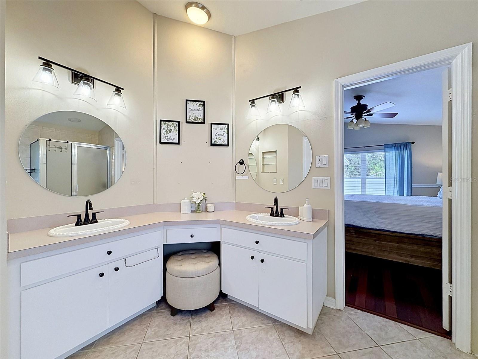 26714 MIDDLEGROUND LOOP, WESLEY CHAPEL, FL, 33544