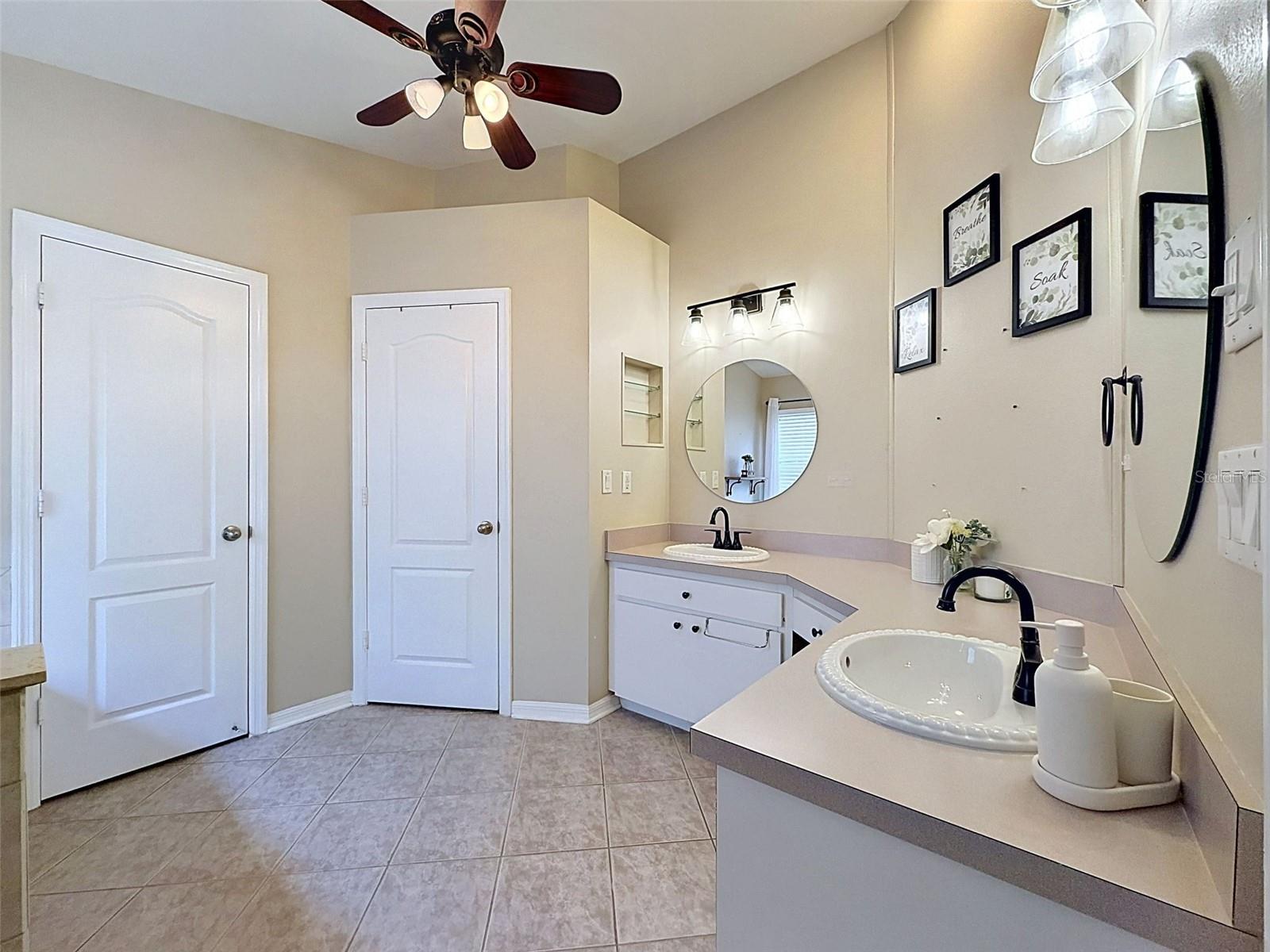 26714 MIDDLEGROUND LOOP, WESLEY CHAPEL, FL, 33544