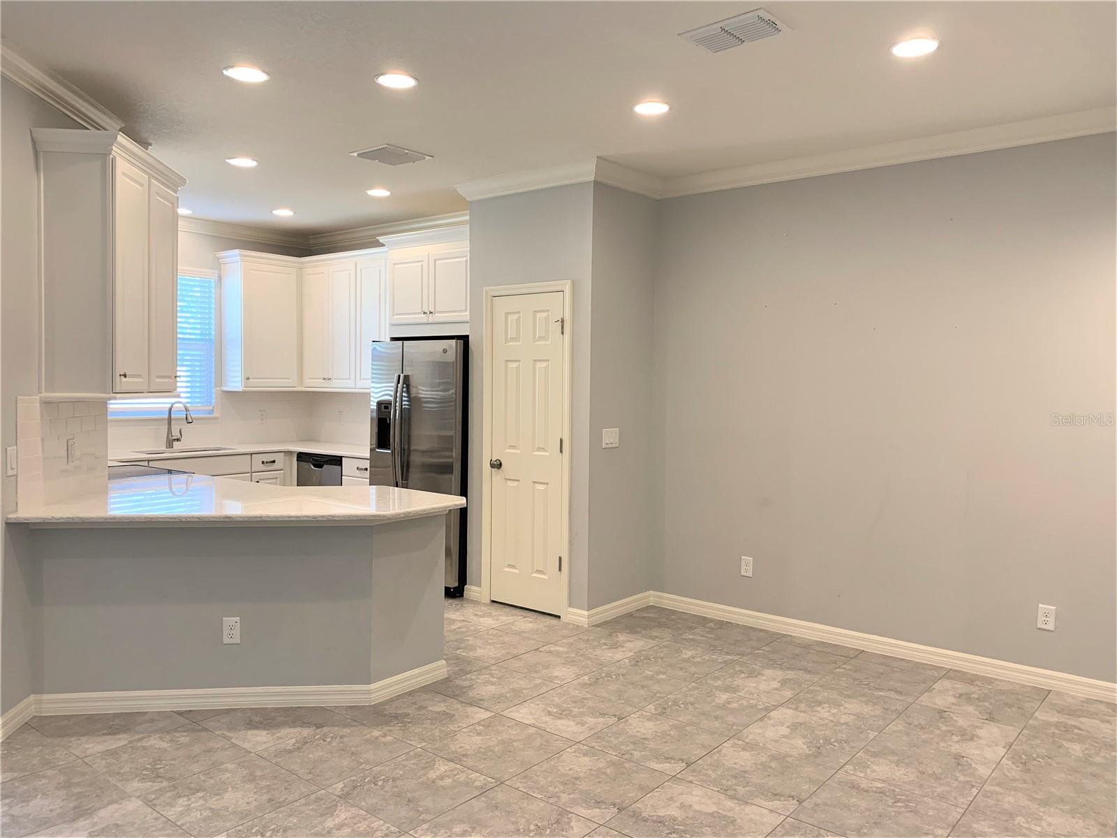 1073 AMBER LEAF TRL, WESLEY CHAPEL, FL, 33544