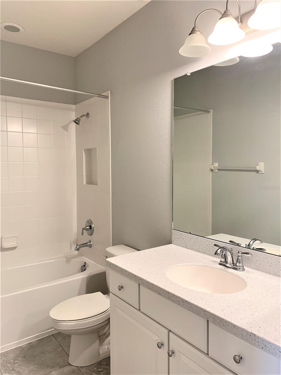 1073 AMBER LEAF TRL, WESLEY CHAPEL, FL, 33544