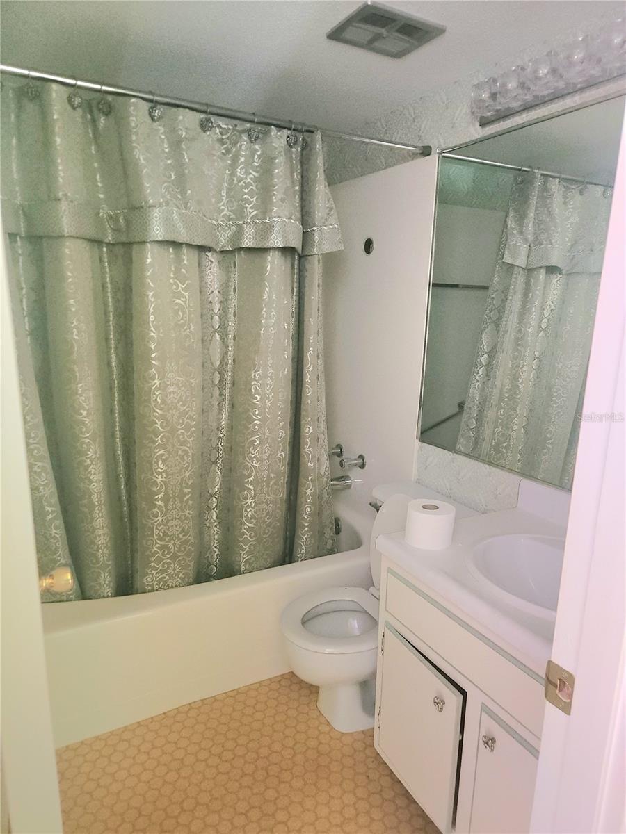 4158 S TAMIAMI TRL #M3, PORT CHARLOTTE, FL, 33952