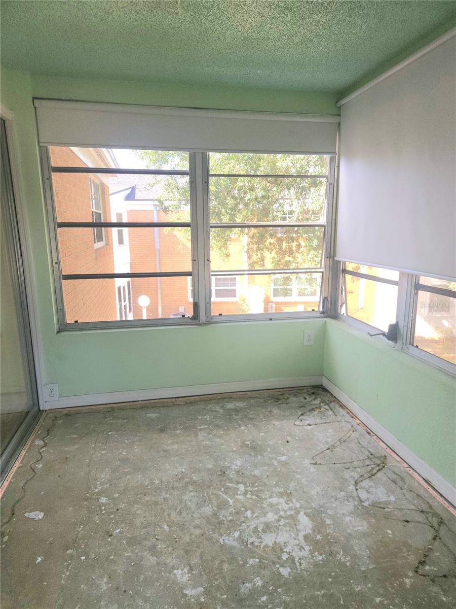 4158 S TAMIAMI TRL #M3, PORT CHARLOTTE, FL, 33952